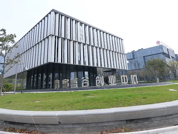 প্রিফ্যাব্রিকেটেড ইস্পাত উচ্চ-বৃদ্ধি